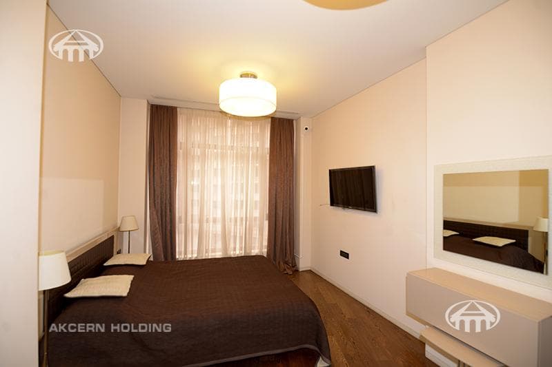 Apartment · 4 rooms · 169 m² · Kentron