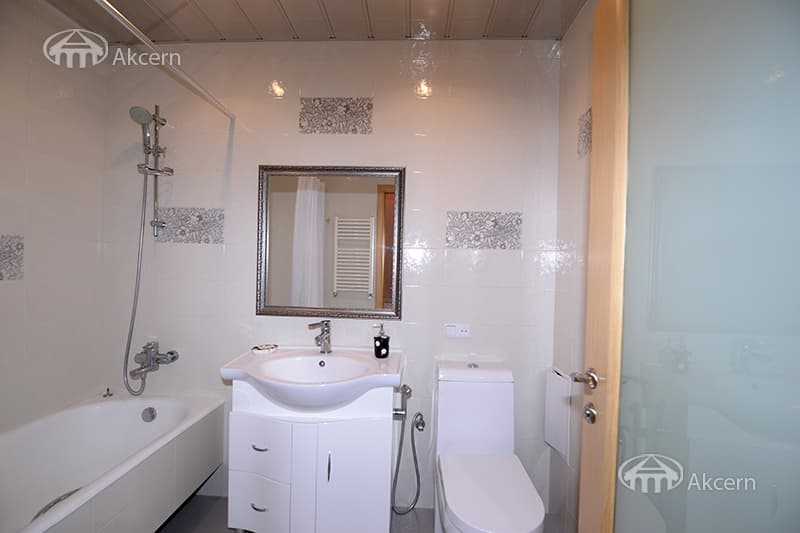 Квартира · 2 комн. · 60 м² · Арабкир