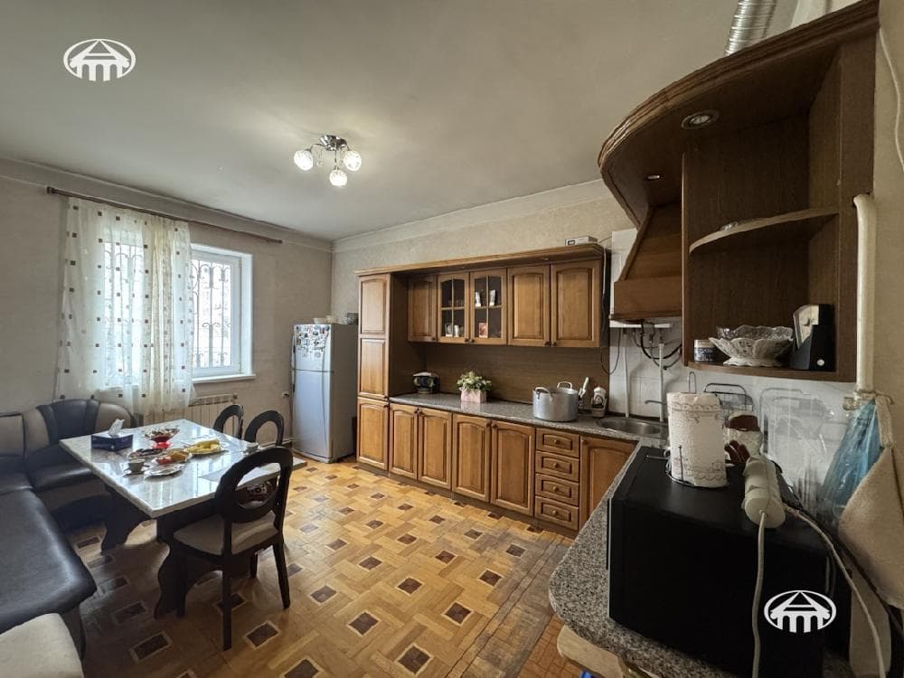 Дом · 4 комн. · 156 м² · Аджапняк