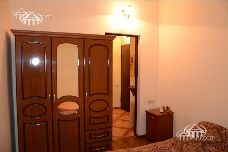 Բնակարան · 2 սեն. · 56 մ² · Կենտրոն