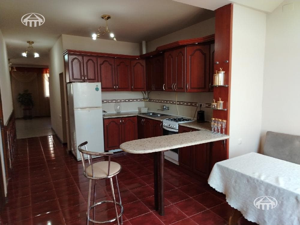 Apartment · 3 rooms · 89 m² · Arabkir — photo 12 / 15