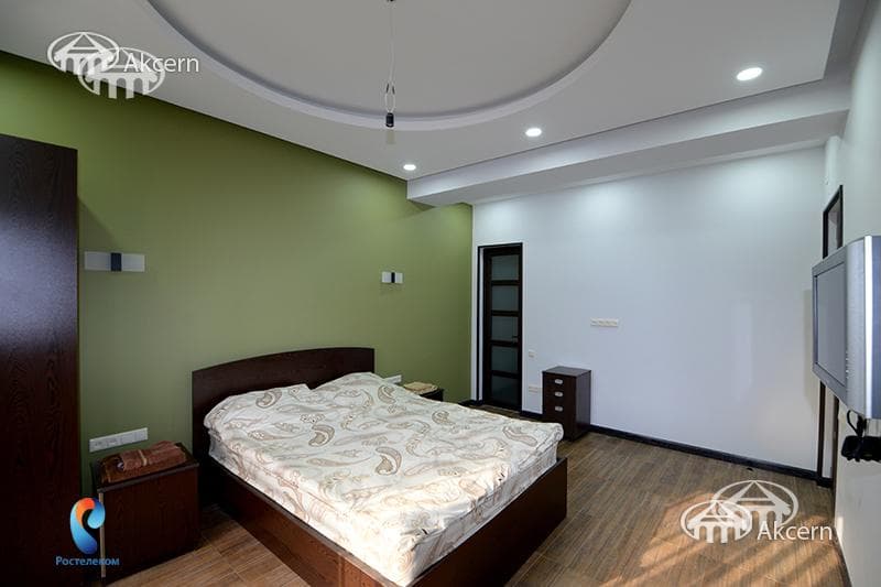 Office · 219 m² · Kentron
