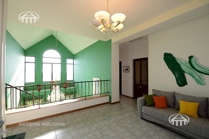 Особняк · 6 комн. · 480 м² · Аджапняк