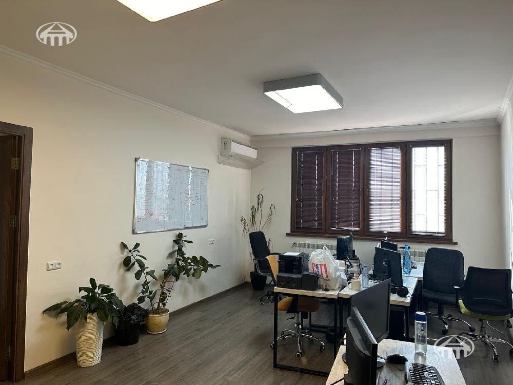 Office · 179 m² · Arabkir
