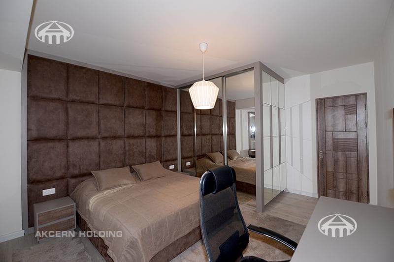 Apartment · 4 rooms · 117 m² · Kentron