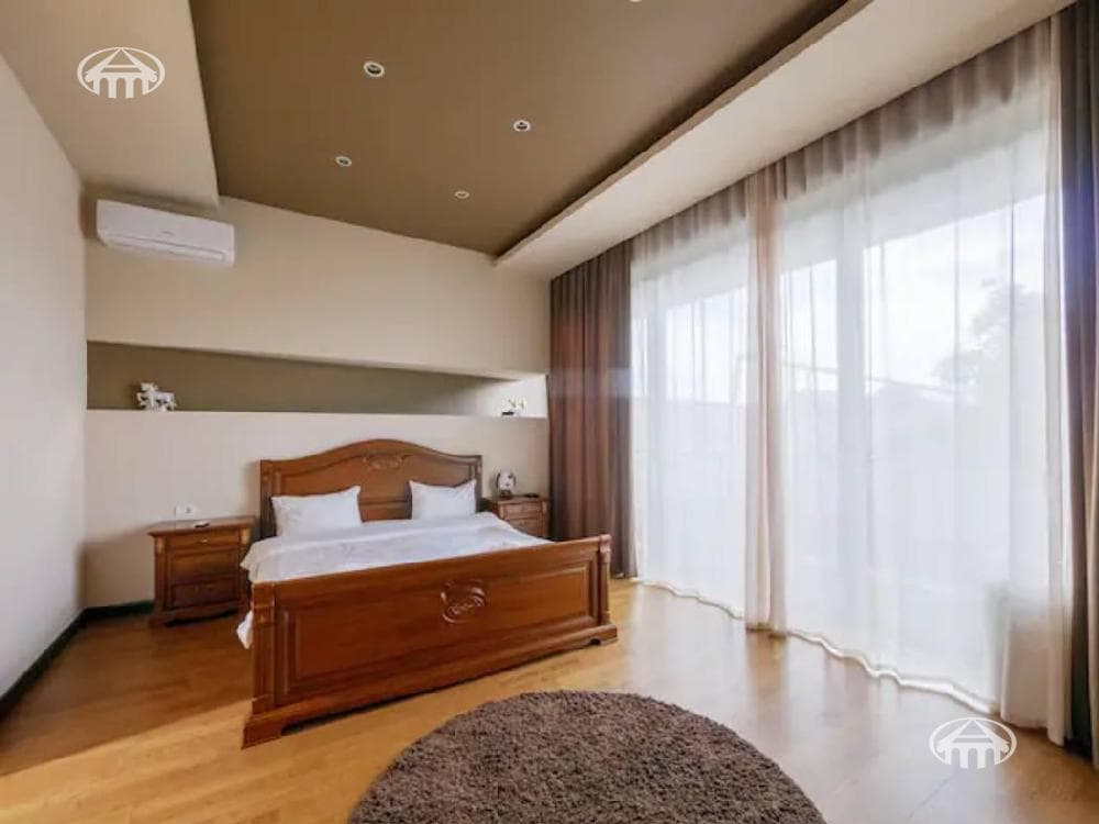 Mansion · 6 rooms · 500 m² · Kanaker-Zeytun