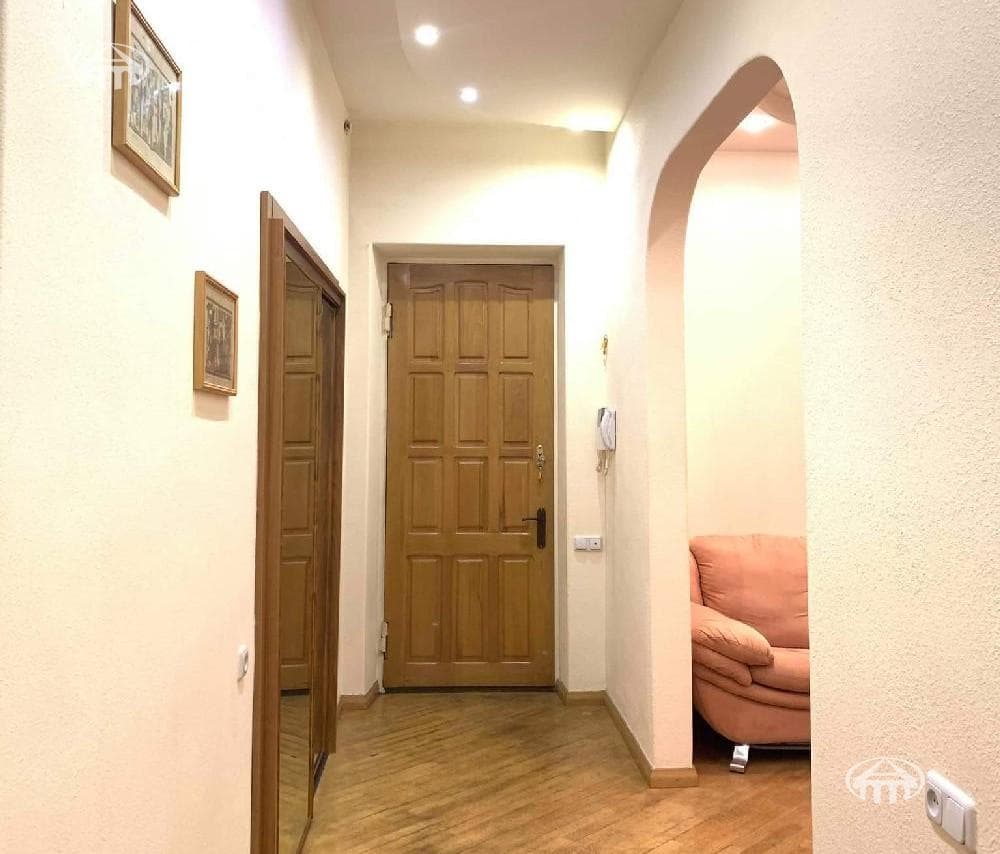Квартира · 2 комн. · 65 м² · Арабкир