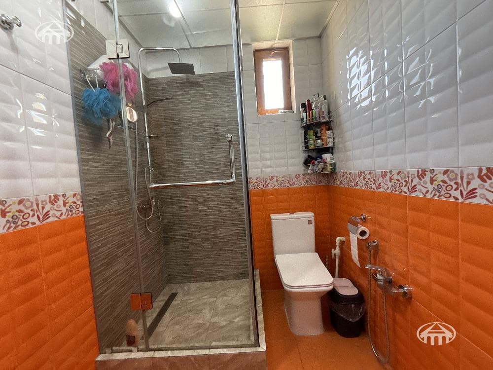 Квартира · 4 комн. · 115 м² · Кентрон