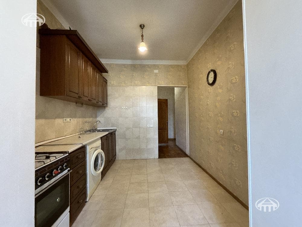 Квартира · 2 комн. · 70 м² · Арабкир