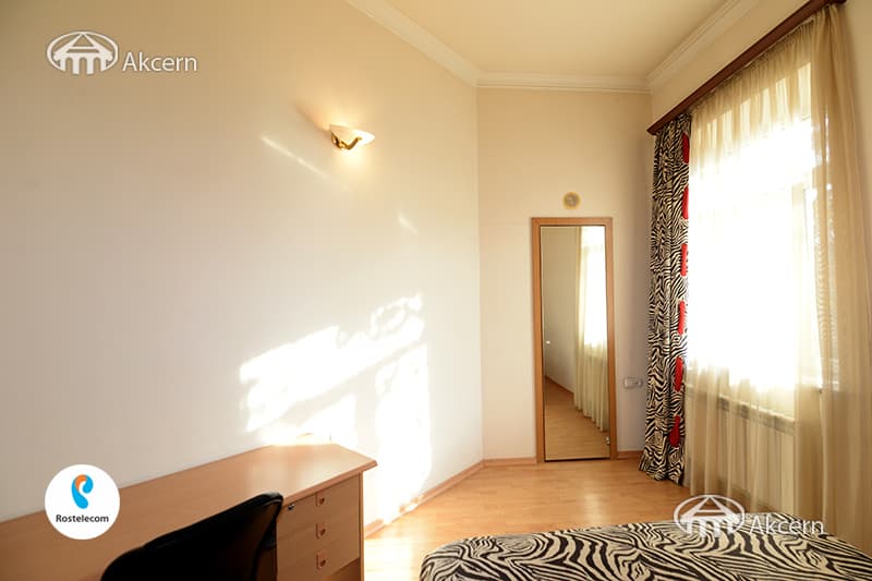 Apartment · 2 rooms · 62 m² · Kentron