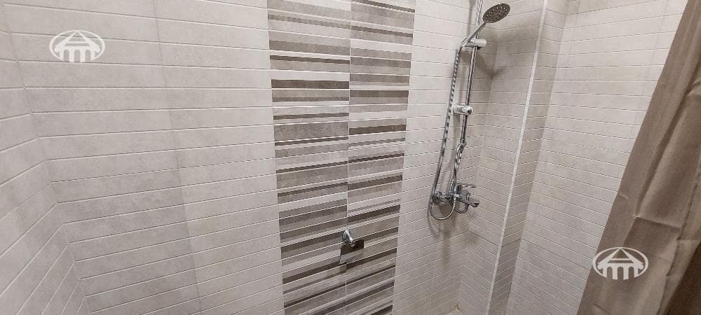 Квартира · 3 комн. · 65 м² · Эребуни