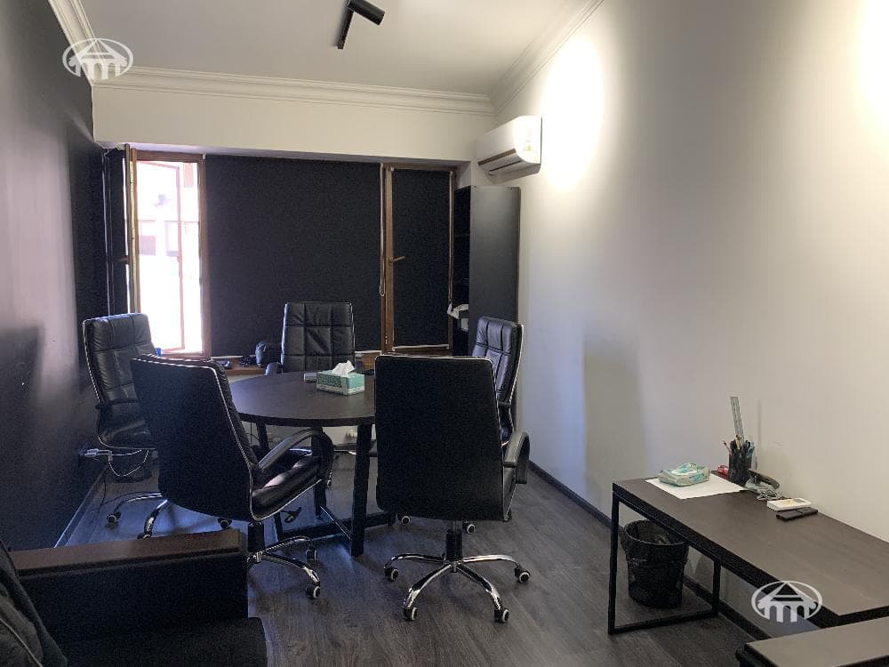 Office · 162 m² · Arabkir
