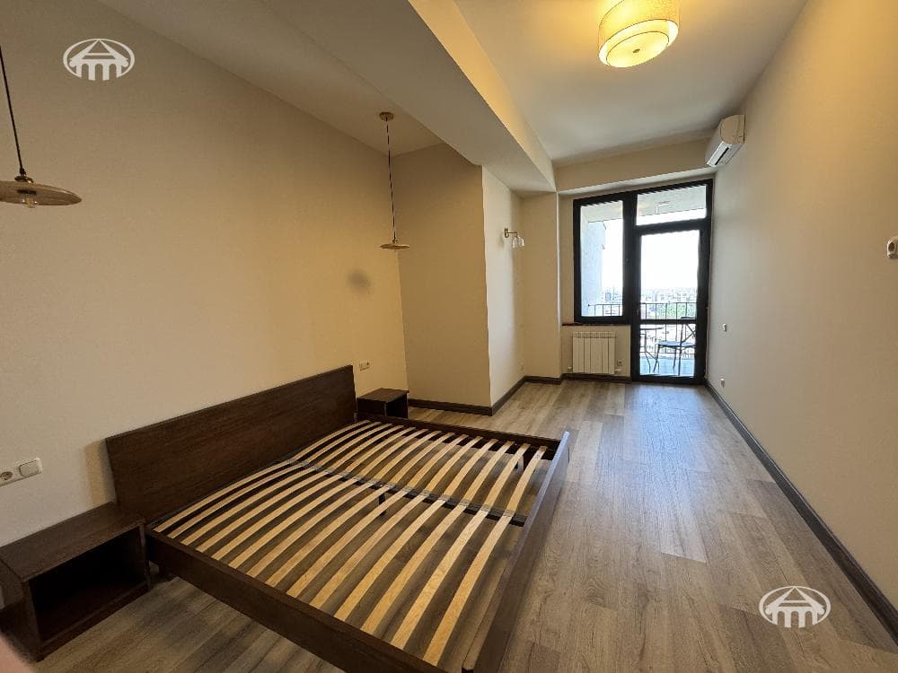 Квартира · 2 комн. · 61 м² · Кентрон