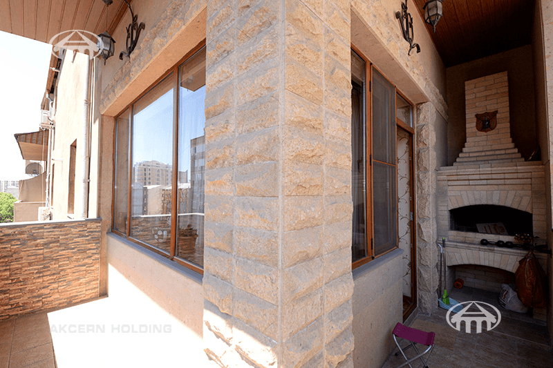 Квартира · 5 комн. · 210 м² · Кентрон