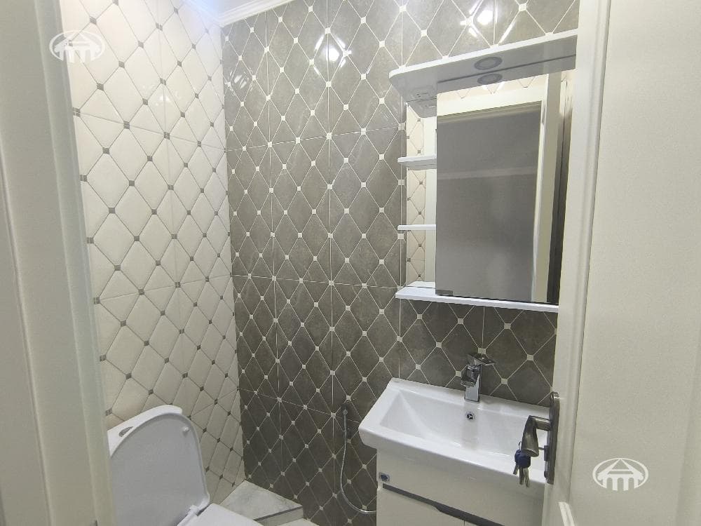 Офис · 270 м² · Давташен
