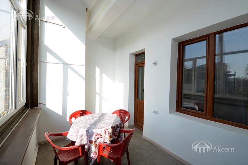 Apartment · 3 rooms · 121 m² · Kentron