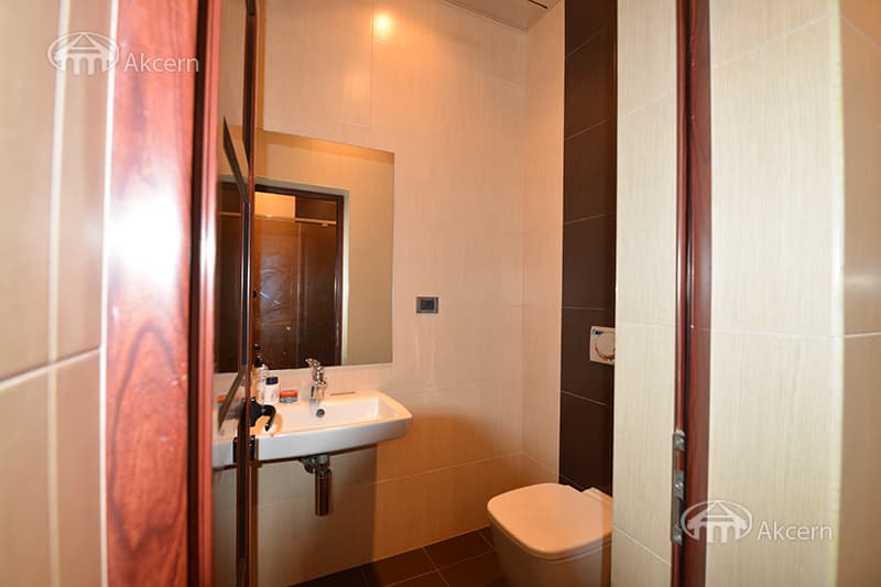 Mansion · 5 rooms · 745 m² · Arabkir