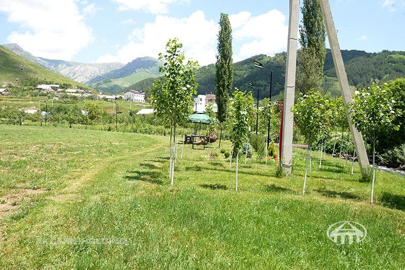 Land · 14,290 m² · v. Artavaz