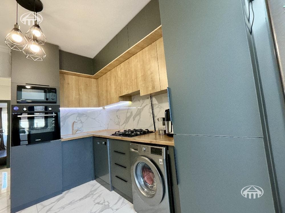 Квартира · 3 комн. · 76 м² · Арабкир
