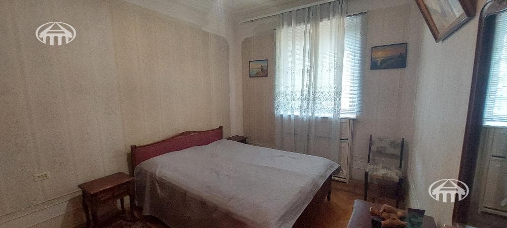 House · 5 rooms · 250 m² · Kanaker-Zeytun