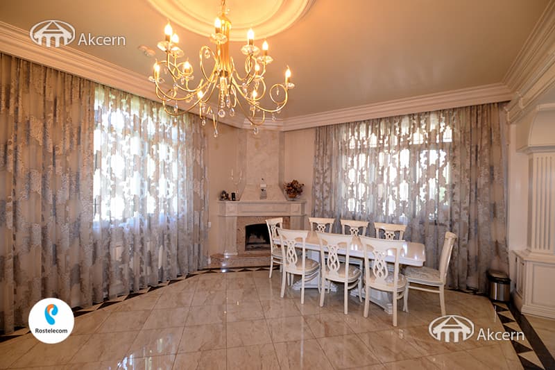 Mansion · 7 rooms · 729 m² · v. Arinj