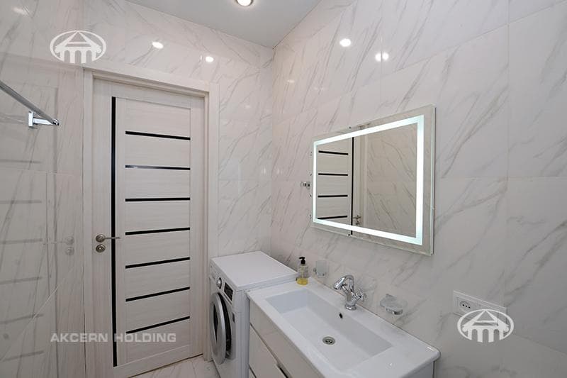 Квартира · 4 комн. · 92 м² · Аван