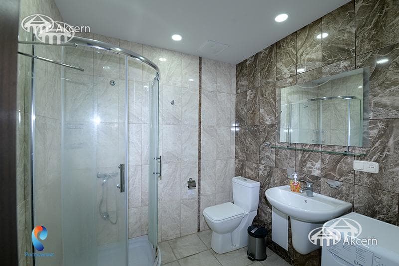 Office · 219 m² · Kentron