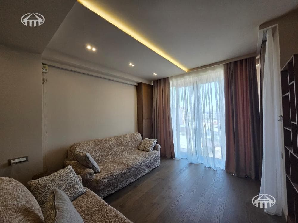 Квартира · 4 комн. · 131 м² · Арабкир
