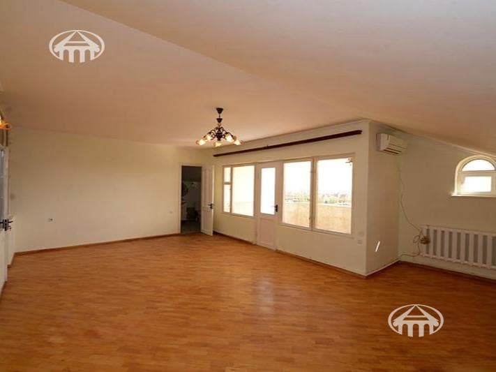 Առանձնատուն · 7 սեն. · 540 մ² · Աջափնյակ