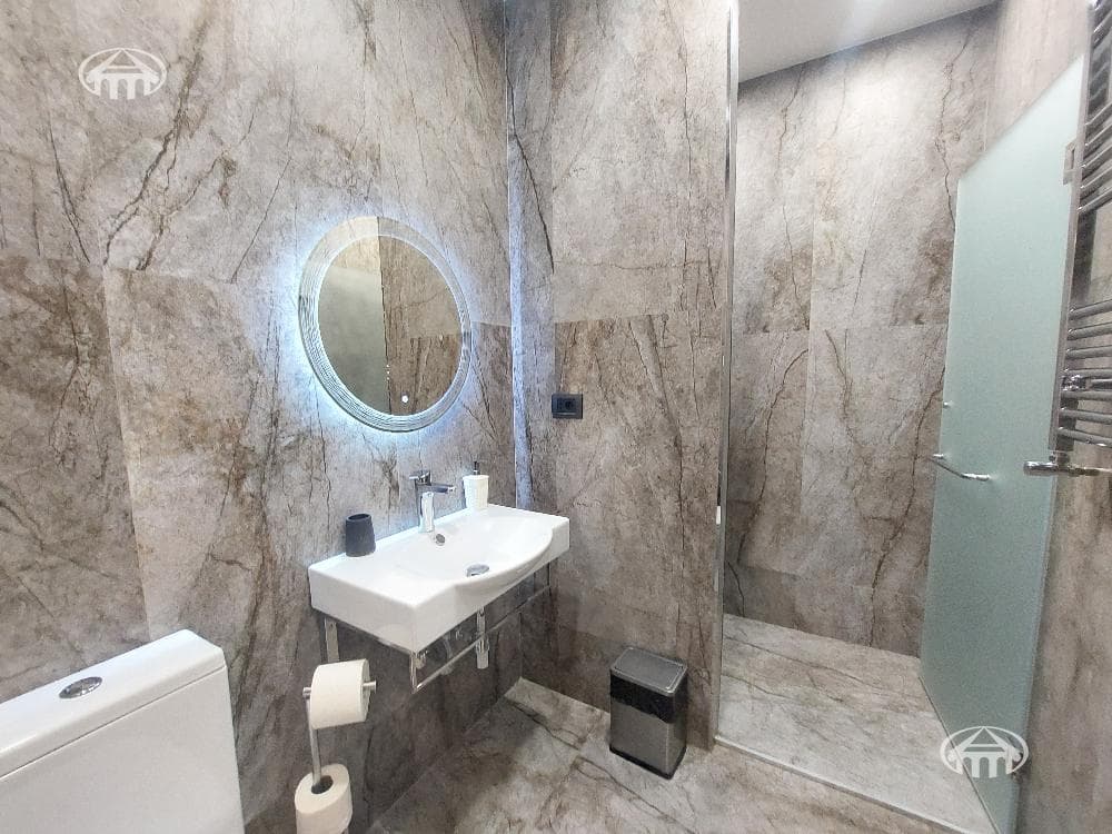 Квартира · 3 комн. · 60 м² · Кентрон