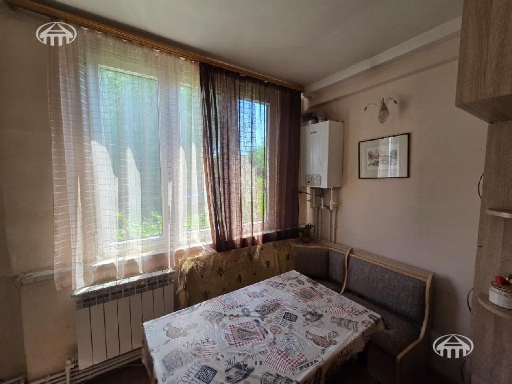 Квартира · 3 комн. · 75 м² · Кентрон