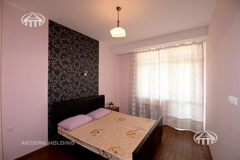 Квартира · 3 комн. · 109 м² · Кентрон