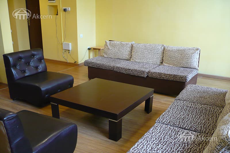 Apartment · 3 rooms · 63 m² · Kentron