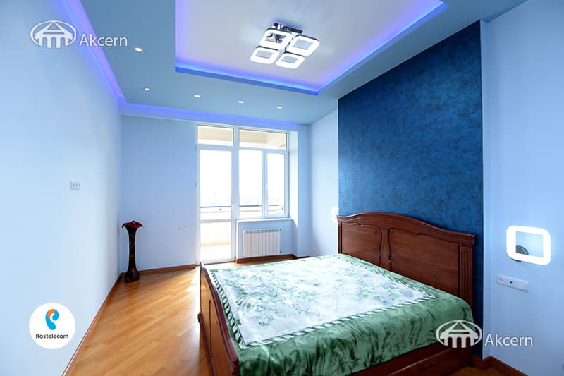 Apartment · 4 rooms · 181 m² · Kentron