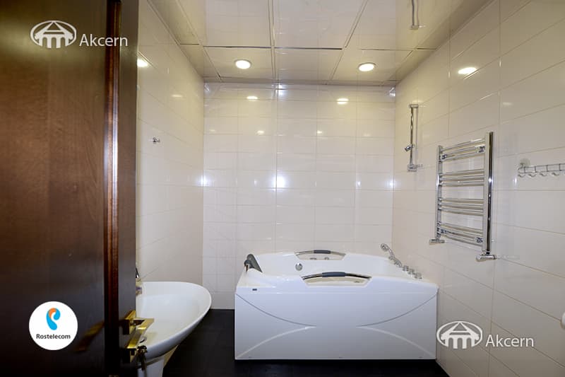 Apartment · 4 rooms · 159 m² · Kentron