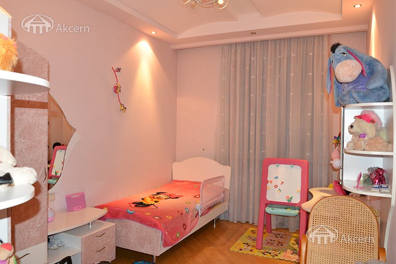 Apartment · 4 rooms · 124 m² · Kentron