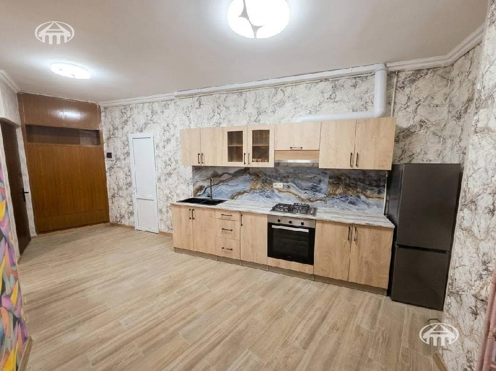 Բնակարան · 2 սեն. · 43 մ² · Աջափնյակ