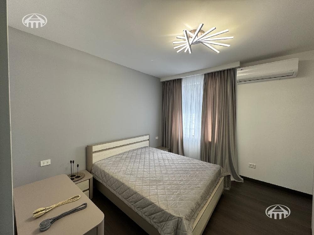 Квартира · 4 комн. · 161 м² · Арабкир