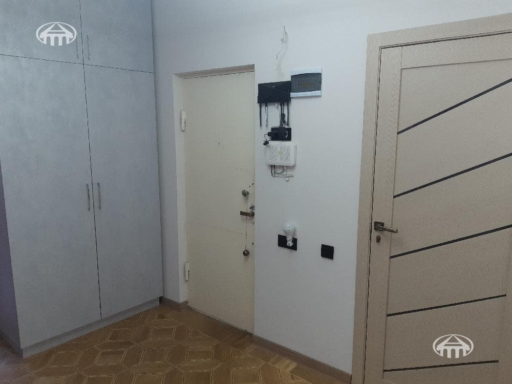 Apartment · 3 rooms · 80 m² · Arabkir