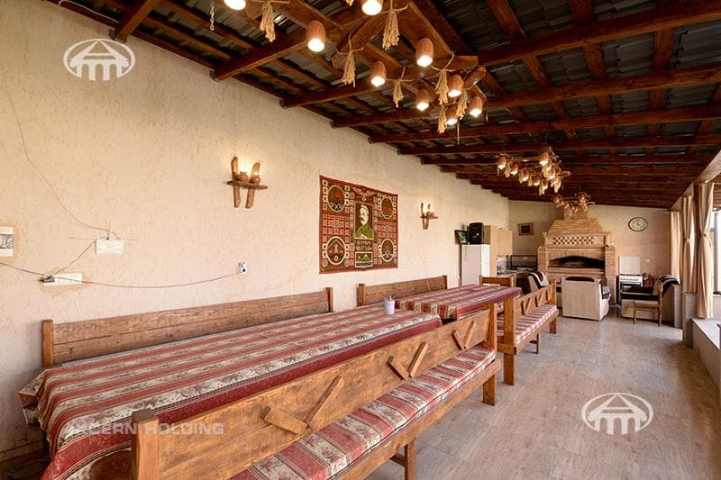 Mansion · 5 rooms · 290 m² · Avan