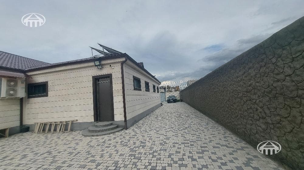 Mansion · 4 rooms · 292 m² · Qasax