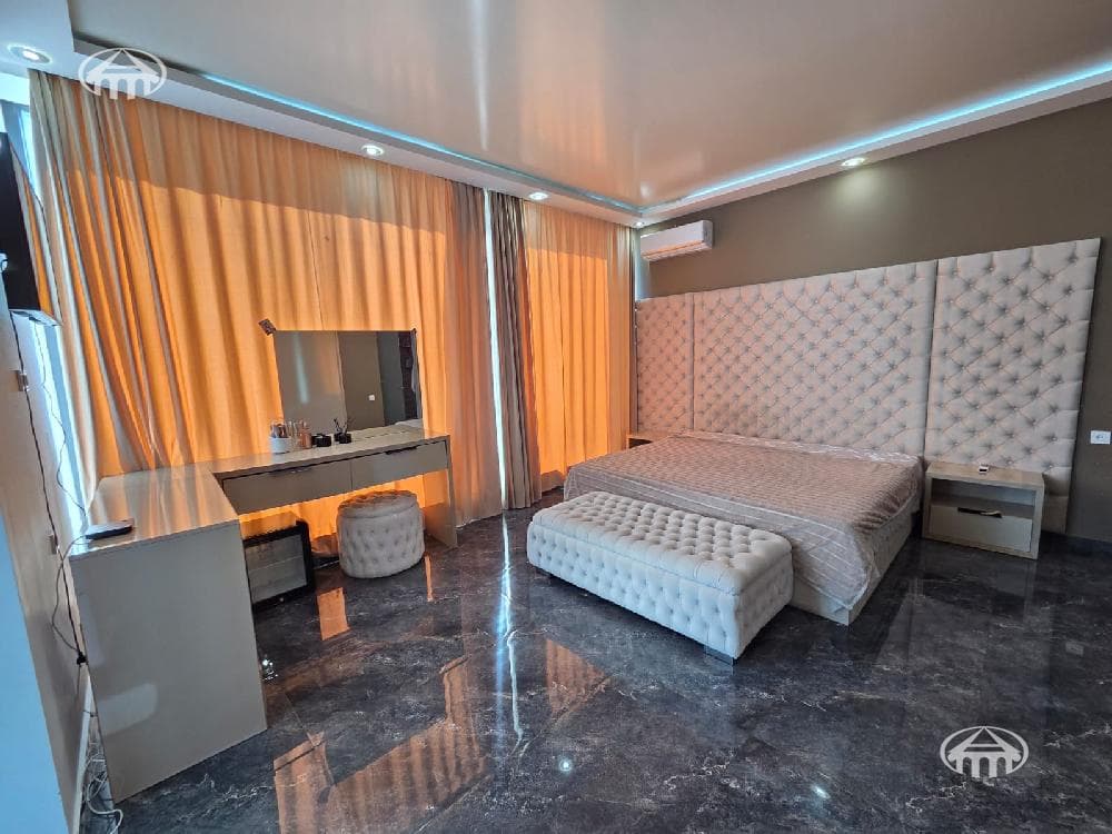 Особняк · 5 комн. · 300 м² · с. Ариндж