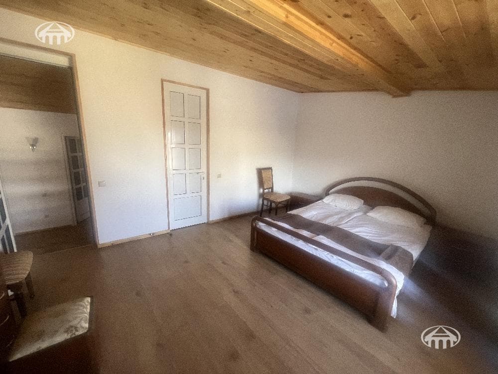 Mansion · 3 rooms · 240 m² · Djrvej