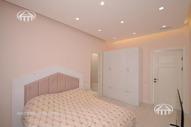 Mansion · 6 rooms · 334 m² · v. Arinj