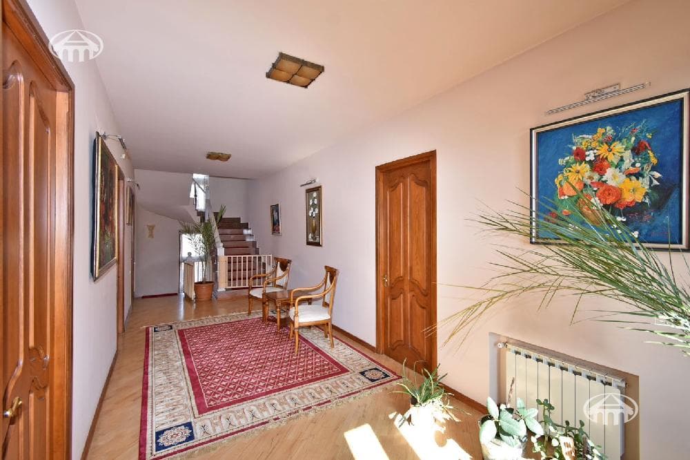 Особняк · 5 комн. · 416 м² · Давташен