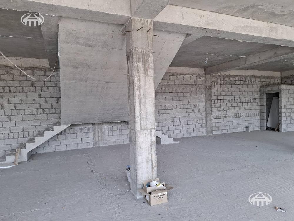 Other · 560 m² · Nor Achn