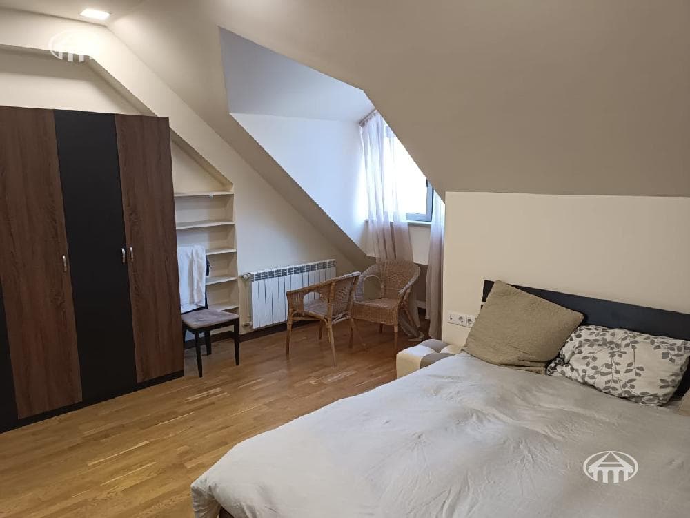 Apartment · 3 rooms · 120 m² · Kentron