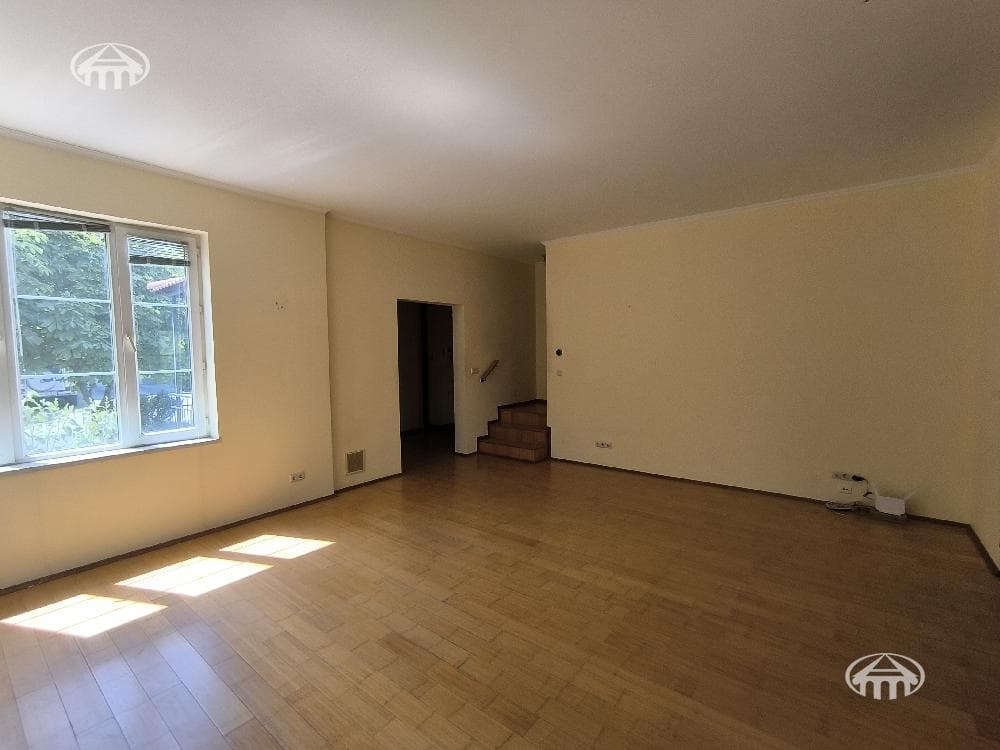 Особняк · 5 комн. · 407 м² · Ваагни