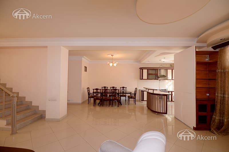 Особняк · 4 комн. · 220 м² · Арабкир