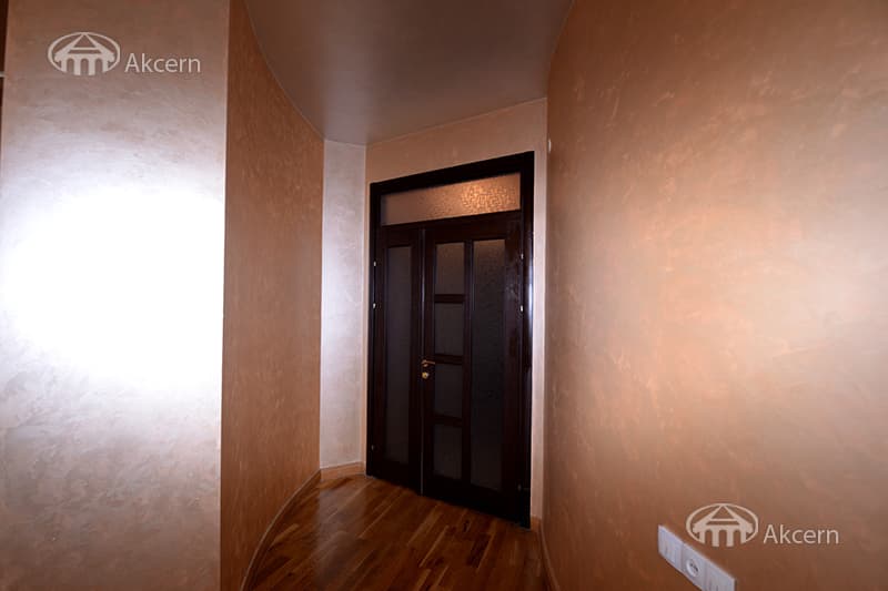 Квартира · 3 комн. · 179 м² · Арабкир